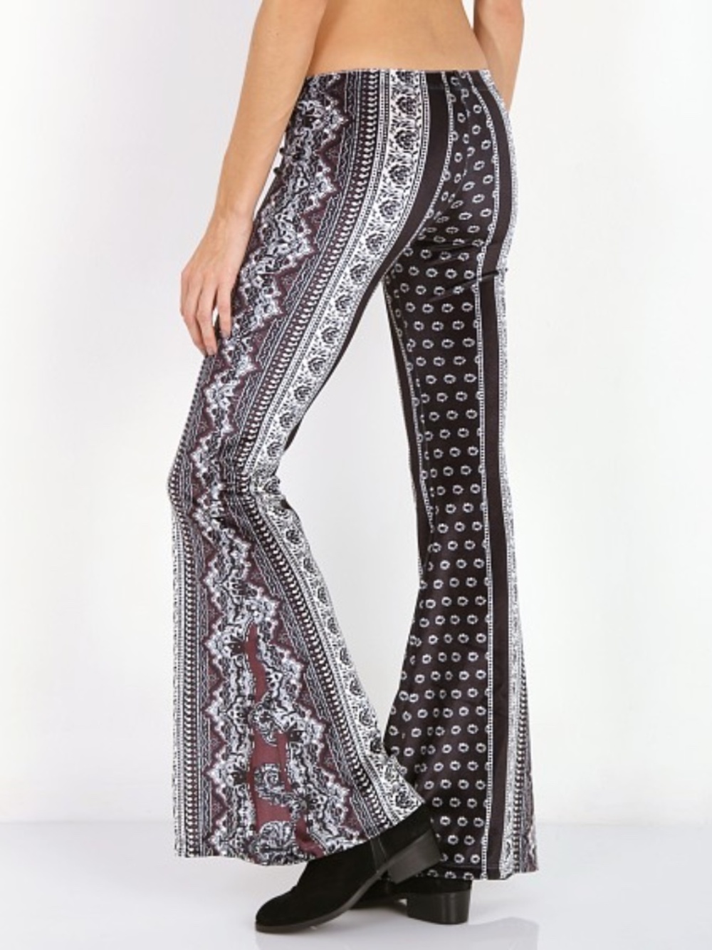 Novella Royale Velvet Janis Bells Dark Berry Paisley Flare Stretch Pants Size XS